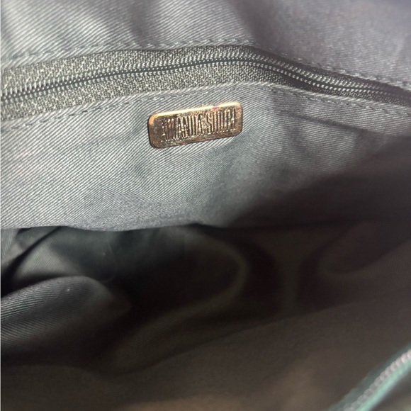 Elegant Vintage Green Suede Crossbody Bag - Picture 2 of 10